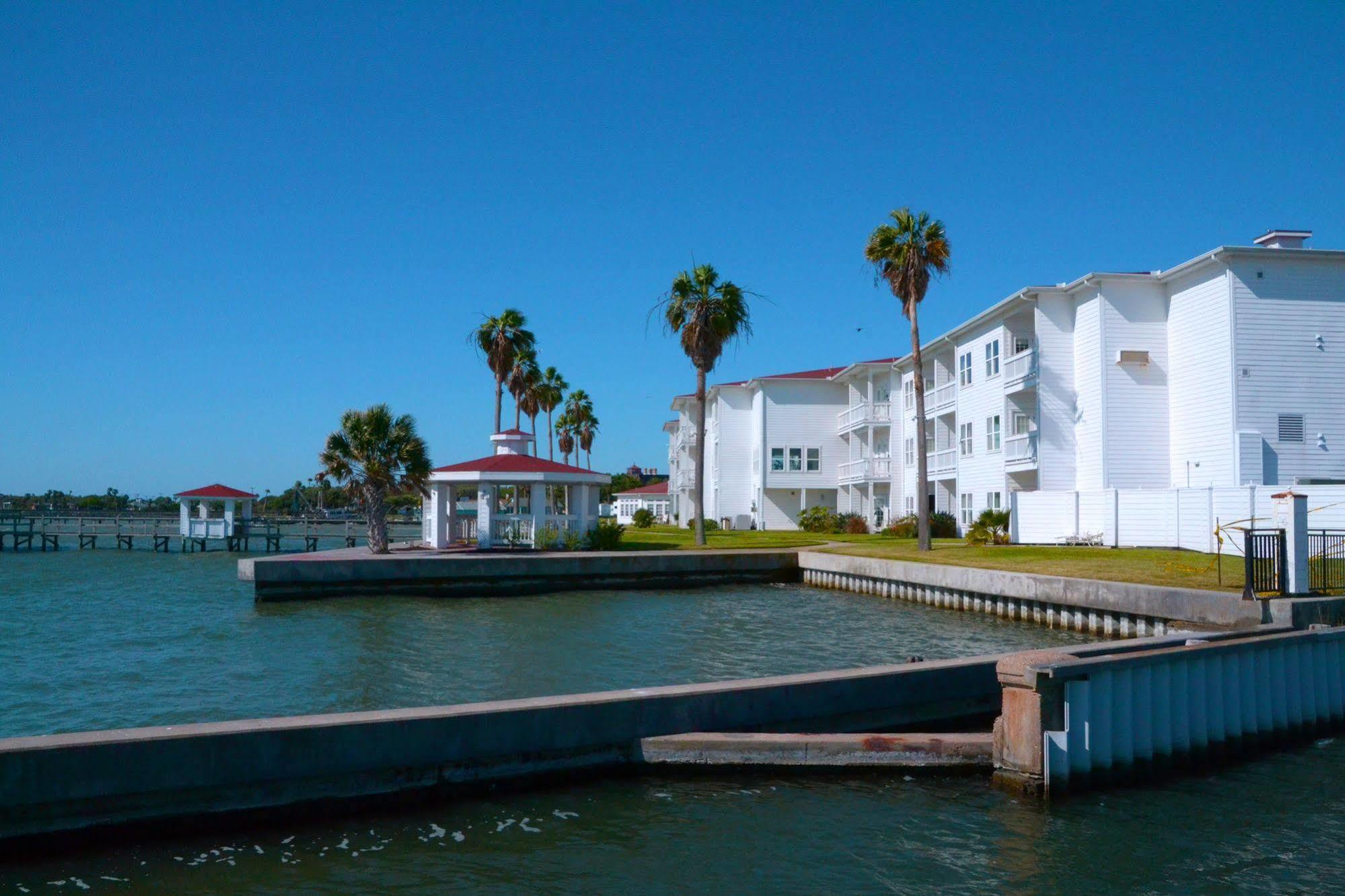 Lighthouse Inn At Aransas Bay Rockport Exterior photo